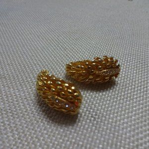Vintage "GOLD TEXTURED with RHINESTONES" CLIP Earrings #193B